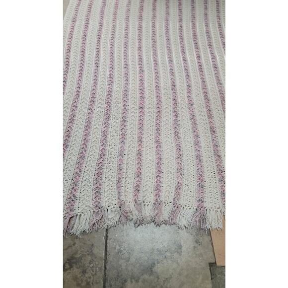 Queen/ Full Bedspread Afghan Handmade Cream Purple Pink 98" x 60" Fishermans Rib - Picture 3 of 6